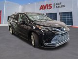 Used 2023 Toyota Sienna Platinum image 3