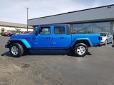 Used 2023 Jeep Gladiator Sport image 3