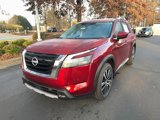 New 2025 Nissan Pathfinder Platinum image 3