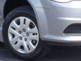 Used 2019 Dodge Grand Caravan SE image 3