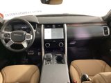Used 2024 Land Rover Discovery Dynamic SE image 4