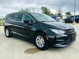 Used 2023 Chrysler Voyager LX image 2