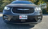 New 2025 Chrysler Pacifica Select image 2