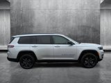 Used 2023 Jeep Grand Cherokee L Laredo image 4