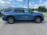 New 2026 Chevrolet Traverse LT image 3