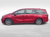 New 2025 Honda Odyssey Touring image 4