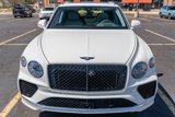 New 2025 Bentley Bentayga image 2