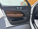 Used 2018 Volvo XC60 T6 Momentum w/ Advanced Package image 5