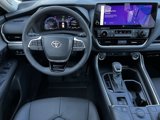 New 2025 Toyota Grand Highlander FWD image 4