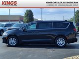New 2025 Chrysler Pacifica Select image 3