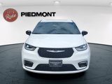 New 2026 Chrysler Pacifica Select image 3