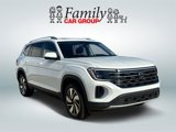 New 2025 Volkswagen Atlas SEL image 2