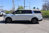 New 2025 Kia Carnival SX image 2