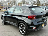 Used 2024 Hyundai Venue SEL image 5