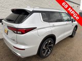 New 2025 Mitsubishi Outlander SEL image 3