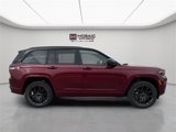 New 2025 Jeep Grand Cherokee Summit image 2