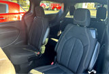 Used 2022 Chrysler Pacifica Touring image 4