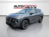 Used 2025 Nissan Rogue SV image 3