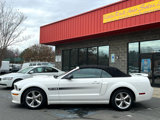 Used 2007 Ford Mustang GT image 2
