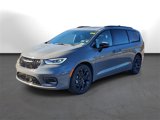 New 2025 Chrysler Pacifica Limited image 4