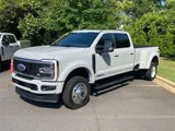 Used 2025 Ford F450 Platinum w/ FX4 Off-Road Package image 3