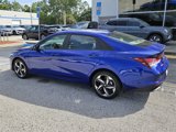 Used 2023 Hyundai Elantra SEL w/ Convenience Package image 4