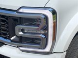 Used 2025 Ford F450 Platinum w/ FX4 Off-Road Package image 5