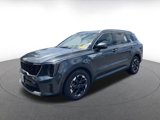 Used 2024 Kia Sorento S image 3