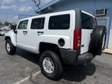 Used 2009 HUMMER H3 image 3