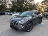 Used 2024 Nissan Rogue SV image 2