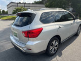 Used 2019 Nissan Pathfinder SV image 6