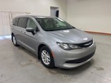 Used 2017 Chrysler Pacifica LX image 2