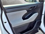 Used 2022 Toyota Highlander LE image 5