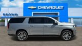 New 2025 GMC Yukon XL Denali w/ Denali Reserve Package image 2