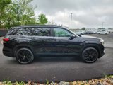 Certified 2024 Volkswagen Atlas SE w/ Panoramic Sunroof Package image 6