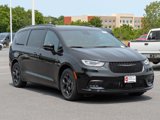 New 2025 Chrysler Pacifica Premium image 3