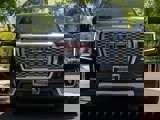 Used 2022 GMC Yukon XL Denali w/ Denali Premium Package image 3