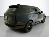 New 2025 Land Rover Range Rover SE image 4