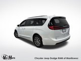 Used 2022 Chrysler Pacifica Pinnacle image 3