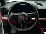 Used 2024 Porsche Cayenne image 3