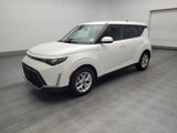 Used 2023 Kia Soul LX w/ LX Technology Package image 2