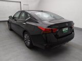 Used 2023 Nissan Altima 2.5 SV image 5