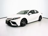 Used 2024 Toyota Camry SE image 3
