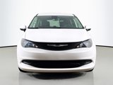 Used 2023 Chrysler Voyager LX image 2