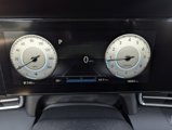 Used 2023 Hyundai Elantra SEL w/ Convenience Package image 2