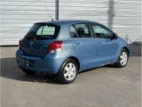 Used 2010 Toyota Yaris 4-Door Hatchback image 3