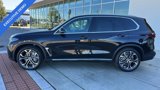 Used 2025 BMW X5 xDrive50e image 4