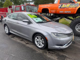 Used 2015 Chrysler 200 Limited w/ Convenience Group image 2