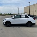Used 2023 Chevrolet Equinox RS image 2
