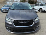 Used 2023 Chrysler Pacifica Touring-L image 3